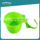 Toprank Colorful Plastic Vegetable Draining Strainer Basket Hanging Vegetable Food Strainer Basket With Holder thumbnail-2