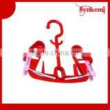 Plastic Shoes Hanger thumbnail-1