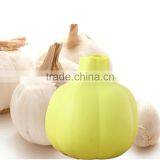 Durable Kitchen Tool Silicone Garlic Peeler thumbnail-1