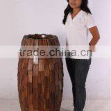 Wood Overlap Planter thumbnail-4