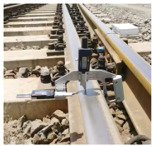 Digital Rail Profile Wear Gauge thumbnail-2
