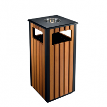 Outdoor waste bin for garden