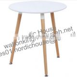 Modern Style Big Table with MDF Desktop Wood Legs Round Dining Table for Home Using Clubs Coffee table