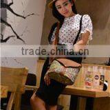 Unique Green Peacock Pattern Ladies Nylon Messenger Bag thumbnail-5