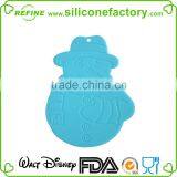 100% Food Grade Heat Resistant Silicone Pad Mat/ Coaster With Snowman Style thumbnail-1