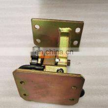 Sinotruk Sitrak C5H/C7H China Heavy Truck Spare Parts 810W62690-6051 Left Door Upper Hinge thumbnail-3