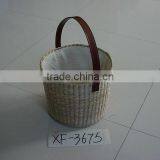 Natural White Water Hyacinth Food Basket With Handle for Christmas thumbnail-1