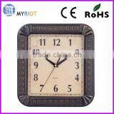 Garden Mnimalist Style Quartz Analog Wallclock thumbnail-1