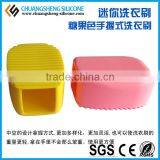 2016 Most Popular Wholesale Anti-damage Clothes Soft Silicone Mini Washing Brush thumbnail-4