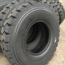 Hot Sale Steel Truck 825 900 1000 1100 1200R20 Price thumbnail-4