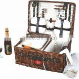 Wholesale Willow Picnic Basket Wicker for 4 Person With Cooler Bag Salt/pepper Shaker thumbnail-5