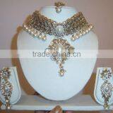 Kundan Pearl Earring Necklace Bridal Set thumbnail-1