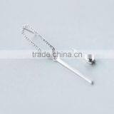 F20063N Silver Irregular Geometric Shape Diamond Earring thumbnail-3