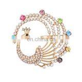 Fashion Jewelry Gold Tone Shining Rhinestone Peacock Brooch Pin For Wedding Invitation