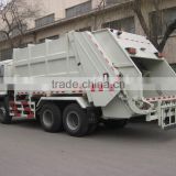refuse compactor/garbage truck