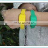 Silicone Mosquito Repellent Bracelet Indoor Outdoor Insect Repellent thumbnail-2