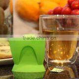 Silicone Tea Squeeze for the Tea Drinker thumbnail-2