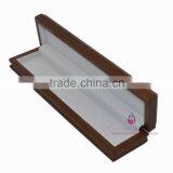 Luxury Lacquer Bracelet Packaging Box thumbnail-5