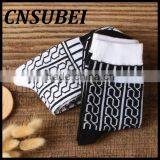 Autumn and Winter Men Black and White Chain Pattern Personality Cotton Tube Socks thumbnail-2