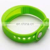 2016 Hottest Custom Rubber Bracelet Eco-Friendly Nice Design Smart Band Health Wrist Band thumbnail-2