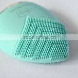 Girl Use Sonic Facial Brush Useful Facial Cleaner thumbnail-4