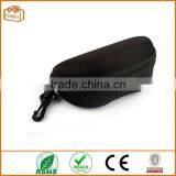 Fashion Portable Carabiner Eye Glasses Sunglasses Hard Case Protector Box (Black) thumbnail-3