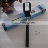 Luxury Wireless Bluetooth Selfie Stick, With Notch Prevent Rotation Cable Take Pole Selfie Stick thumbnail-3