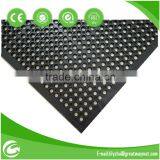 Anti Slip Cheap Rubber Mat With Large Holes thumbnail-1