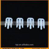 W Shape White Plastic Clips for Shirts thumbnail-1