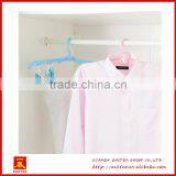 Rotatable Clothes Hanger Rack With 8 Clips thumbnail-1