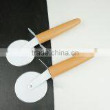 32061 Kitchen Gadget Kitchen Tool Round Lace Pizza Cutter thumbnail-6