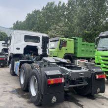 CNG LNG Powered Euro 4 Euro 5 Second Hand 6x4 Howo Tractor Truck Used Tractor Trucks thumbnail-3