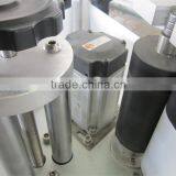 Automatic Glass Alochol Wine Bottle Labeling Machine thumbnail-2