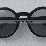 Round Shape Plastic Eyewear Vitange Sunglasses thumbnail-2