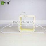 Wholesale Practical Economic White Plastic Hangers thumbnail-1