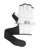 Boxing Gloves Boxing Spats Armguard Half Set of Boxing Sandbags Playing Sandbags the Feet Set of Men's and Women's Taekwondo Pro