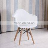 Dining Room Furniture Modern Design Plastic Chair With Steel Frame thumbnail-4