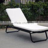 Лавка из плетеной икринки с тематикой цветов thumbnail-1