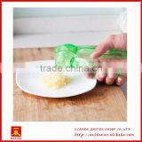 Manual Convenient Use Plastic PC Garlic Presser and Crusher thumbnail-2