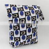 Free Sample Two Pockets Printed Patterns Cloth Diaper Wetbag for Baby Snap Handle Mummy Bag thumbnail-2