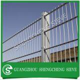 Dark Green Powder Coated Welded Wire Mesh Panel Fences Nylofor 2d
