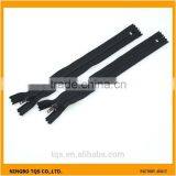 High Quality Colorful Long Chain Clothes Nylon Zipper Close-end Custom Nylon Zipper thumbnail-5