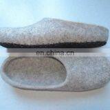 Wholesale 100 % Polyester Nonwoven Felt Natural Warm Handmade Wool Felt Shoes thumbnail-3
