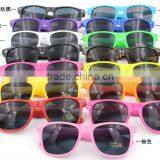 Men and Women Sun Glasses Anti UV Retro Sun Glasses Manufacturers Selling thumbnail-6