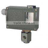 D530-7DDK Differential Pressure Controller thumbnail-1