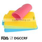 2015 Hotteat Food Grade Flexible and Anti Slip Silicone Cutting Board With Hand Hole