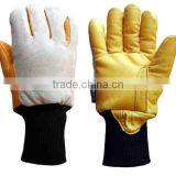 Cold Weather Reflective Gloves thumbnail-5