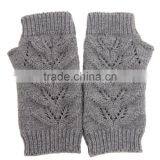 Fashion Handmade Cheap Wool Button Acrylic Glove Women Winter Knitted Gloves thumbnail-4