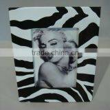 Simple Spot Horse Photo Frame thumbnail-1
