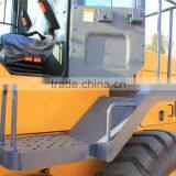 EVERUN ER35 CE Wheel Loader Agriculture Machinery Equipment With 3.0 Ton for Sale thumbnail-4